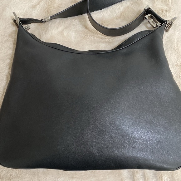 GUCCI Vintage All Leather Shoulder Bag 💯 Authentic “With “G” Clasps EUC - Picture 5 of 17